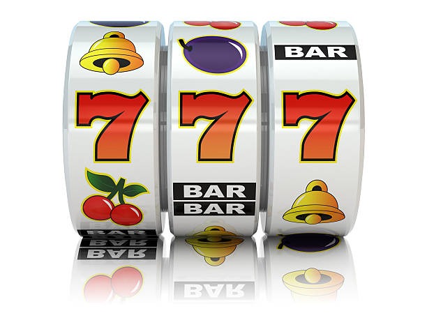 Live VIP Roulette studio with dealer and multi-camera feed on cengli88